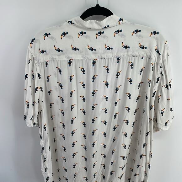 28 Palms Standard Fit toucan bird print short sleeve light button up shirt sz XL - Picture 7 of 8
